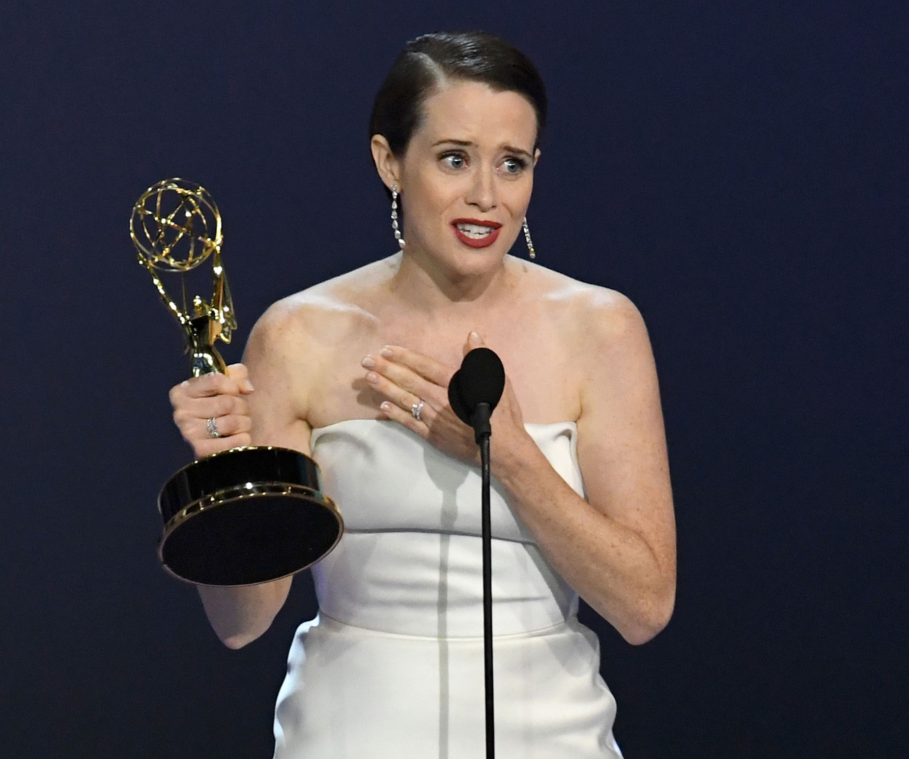 Emmys 2018: Claire Foy wins ‘Outstanding Actress in a Drama’ for ‘The Crown’