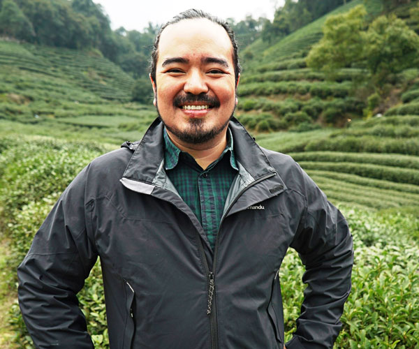 Masterchef favourite Adam Liaw reveals his life could have been very different