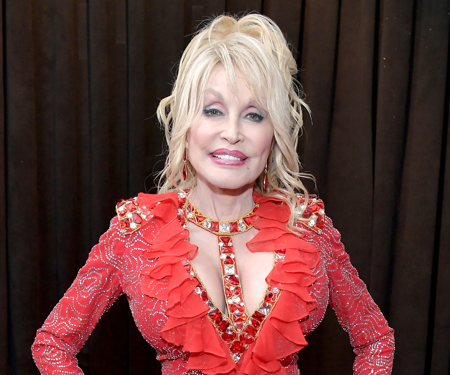 Dolly Parton’s jaw-dropping outfit for the 2019 Grammy Awards red carpet