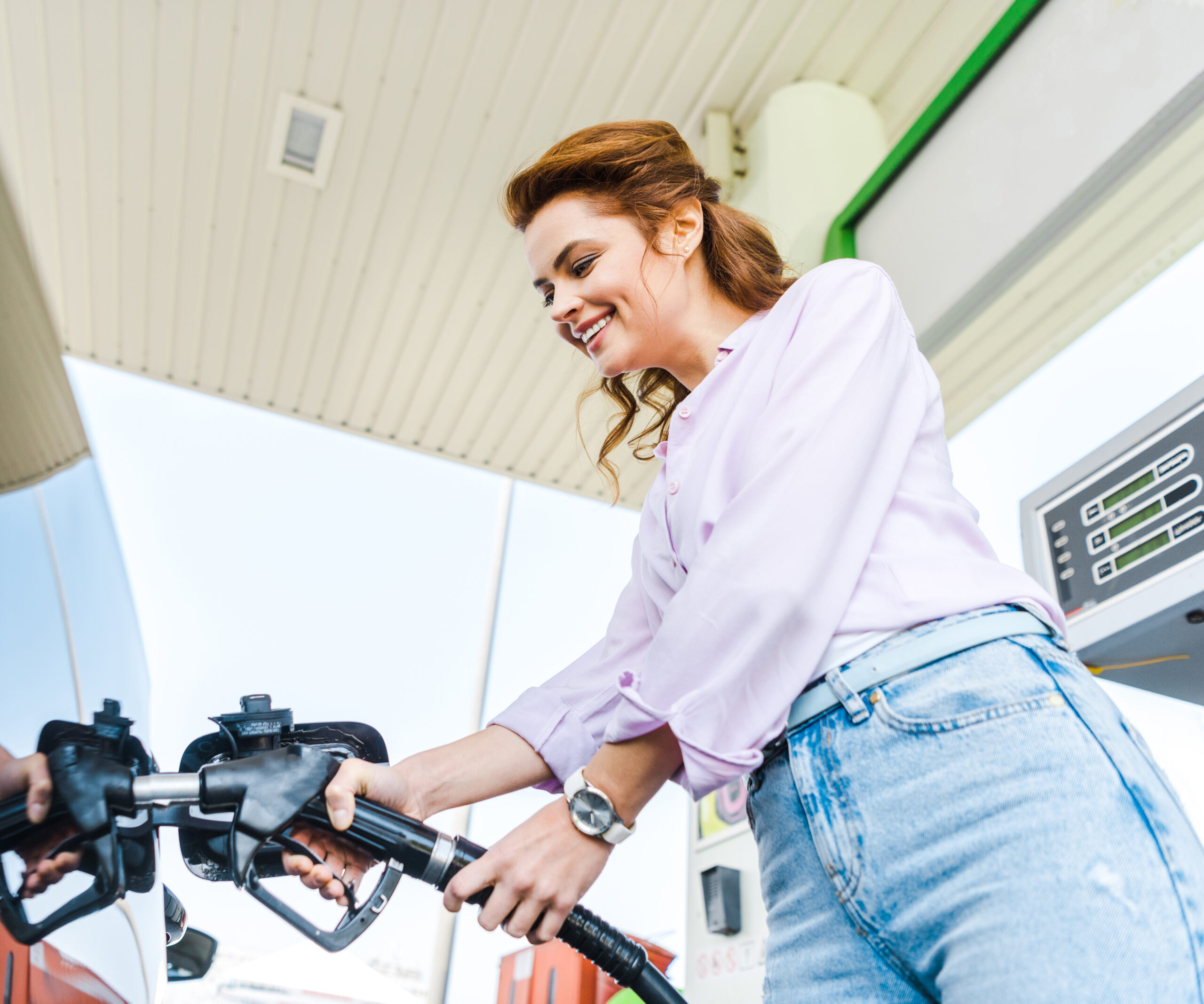 10 ways to save on fuel costs
