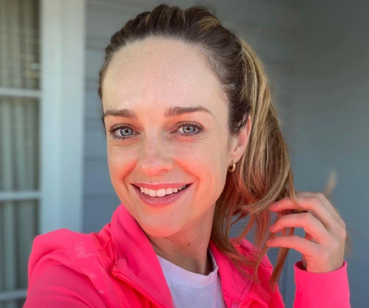 Home And Away star Penny McNamee reveals the secret “daggy” habit that keeps her camera-ready all year round
