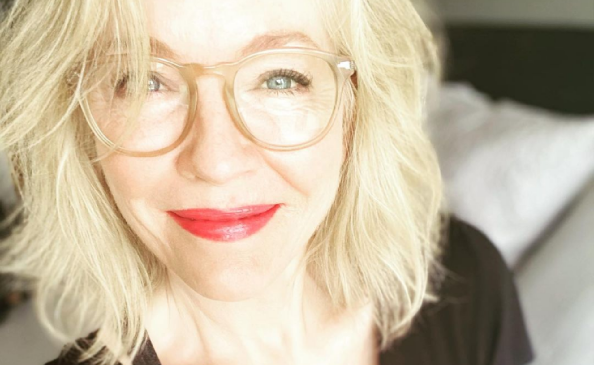Rebecca Gibney’s unrecognisable throwback pic will have you doing a double take before rushing to the hairdresser
