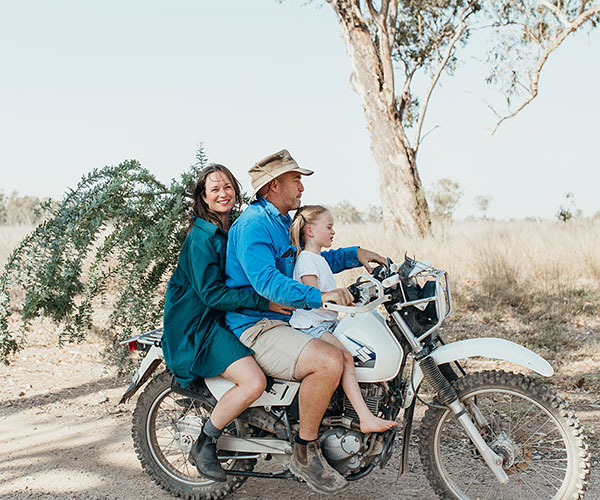 From city slicker to a life on the land: This is what happened when reporter Annabelle Hickson packed up her life and moved to a farm in remote NSW