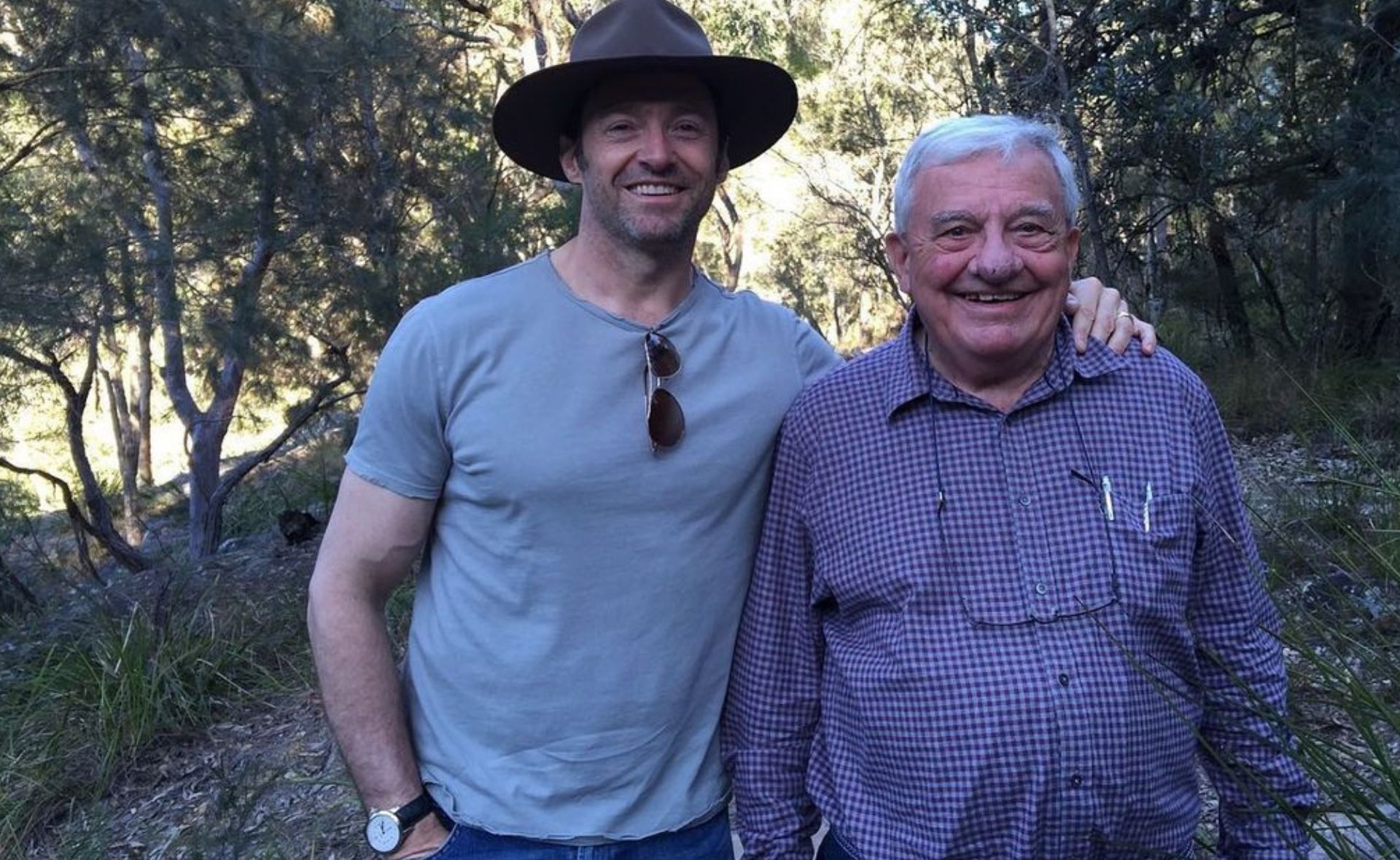 Hugh Jackman announces the tragic loss of his father Christopher, who passed away on Father’s Day