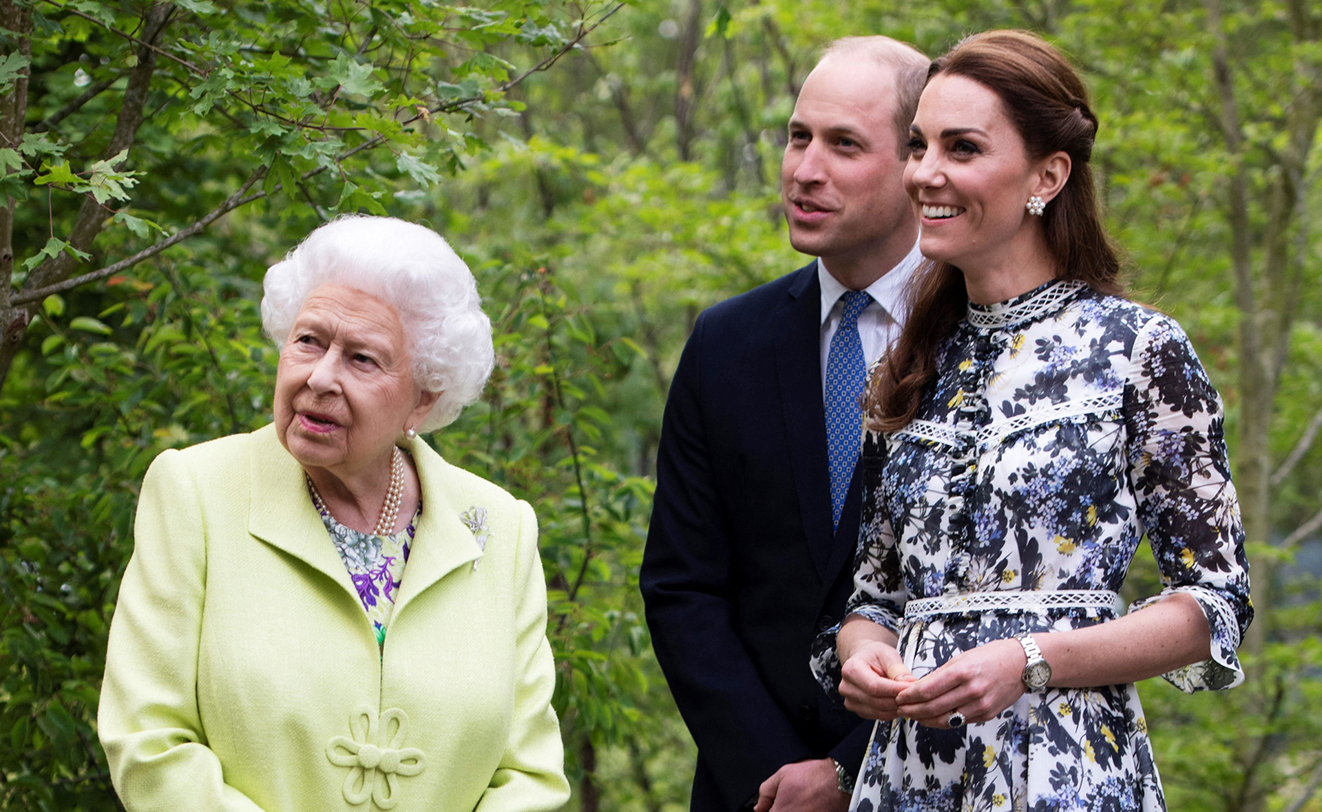 EXCLUSIVE: The Queen calls Prince William and Kate Middleton to an emergency palace summit