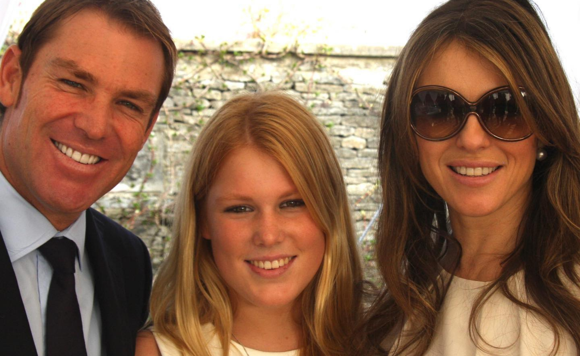 Liz Hurley’s heartbreaking tribute to Shane Warne’s daughters days after his death