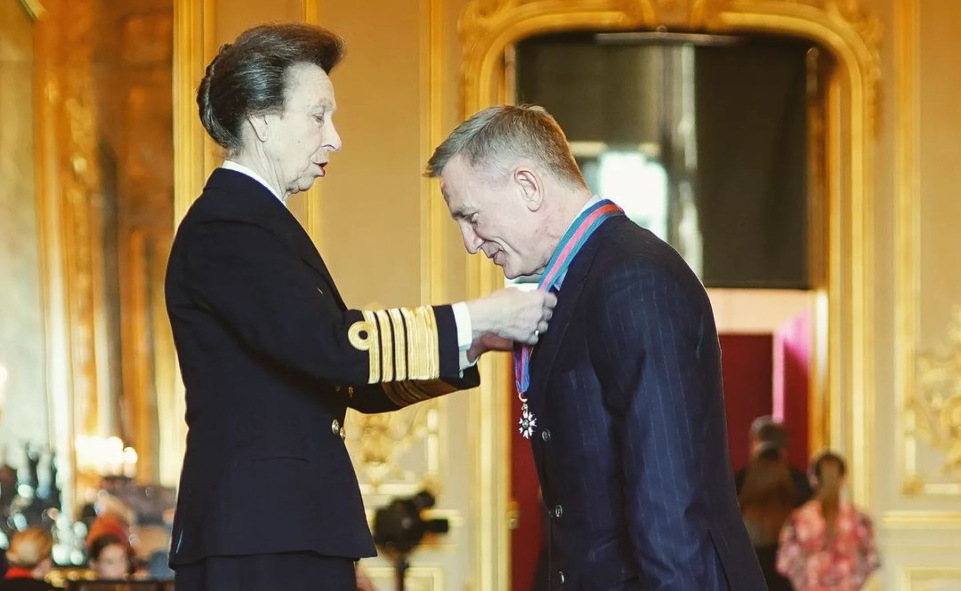 Princess Anne presents Daniel Craig with poignant accolade and there’s a special detail not to be missed