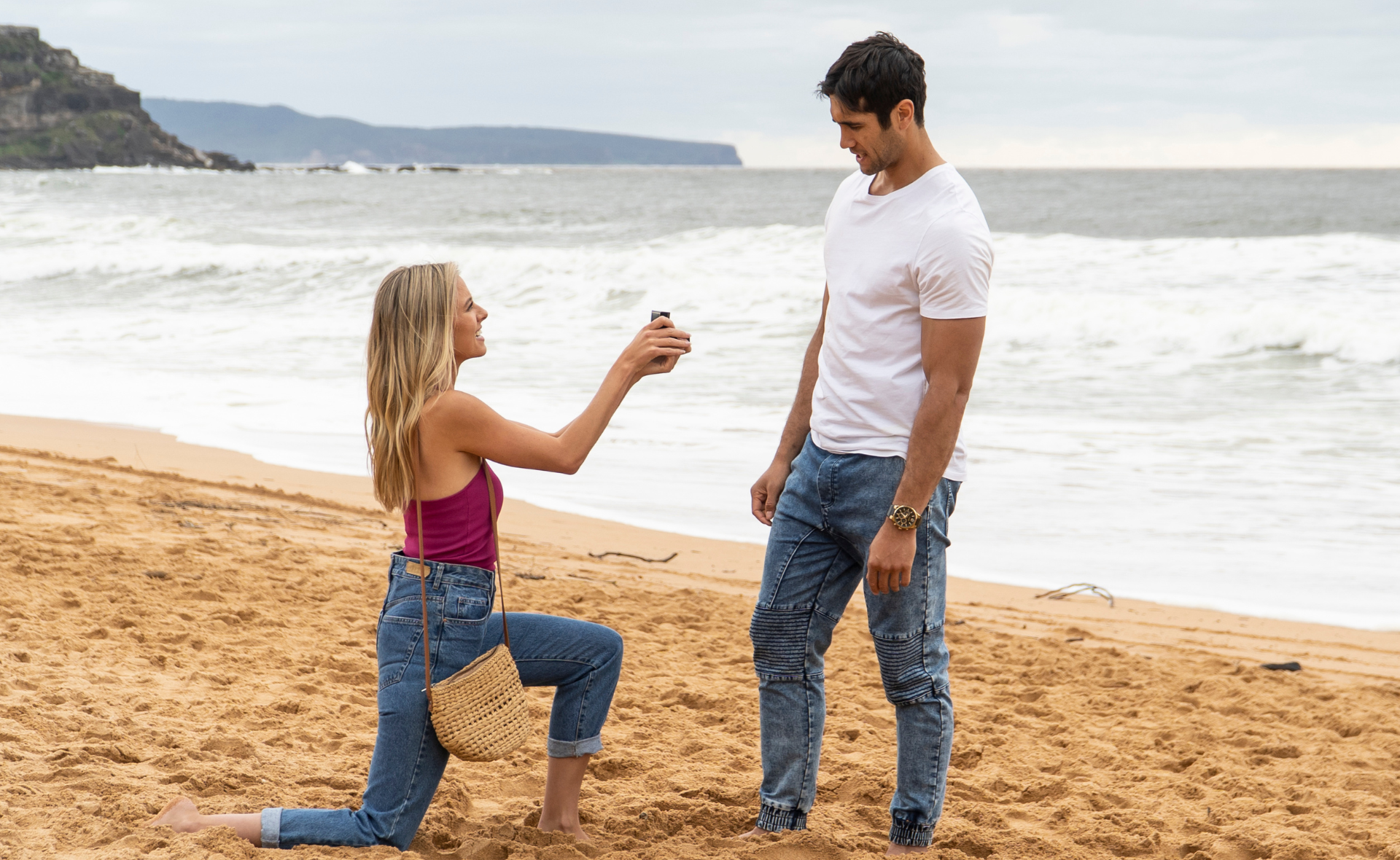 Home and Away SPOILERS: Felicity wants a second chance – but will Tane say yes?