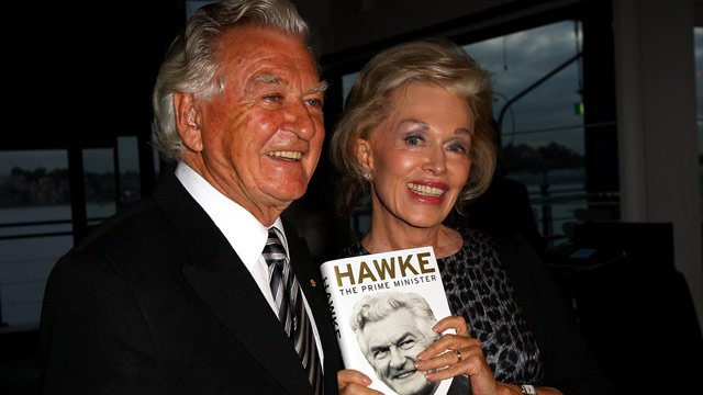 Blanche d'Alpuget and Sue Pieters-Hawke's airport scuffle