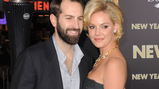 Katherine Heigl and Josh Kelly show off their adorable daughter