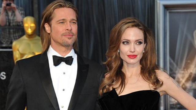 Brad Pitt and Angelina Jolie are married!