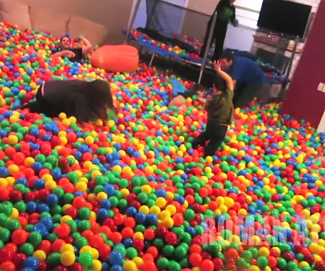 Dad turns house into giant ball pit!
