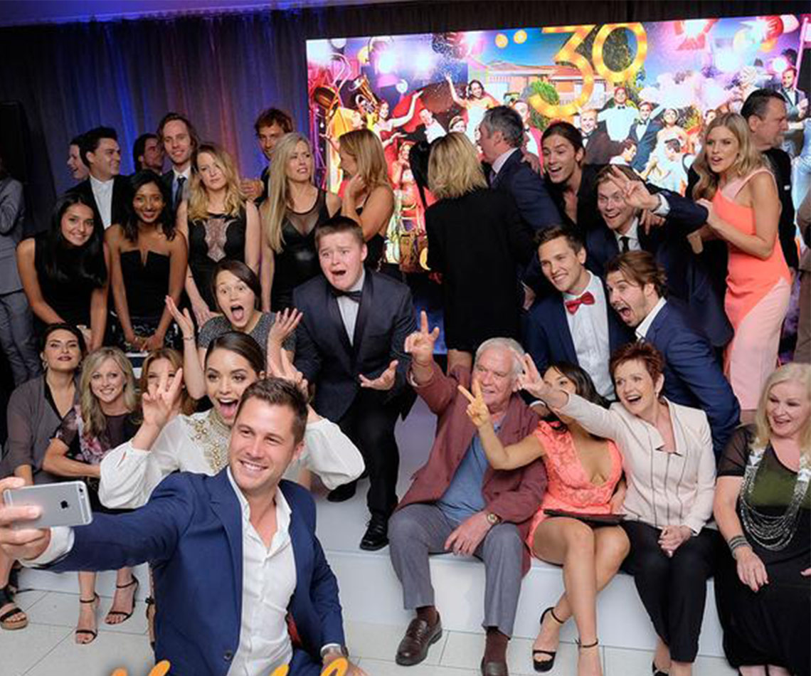 Neighbours stars reunite at 30th birthday party