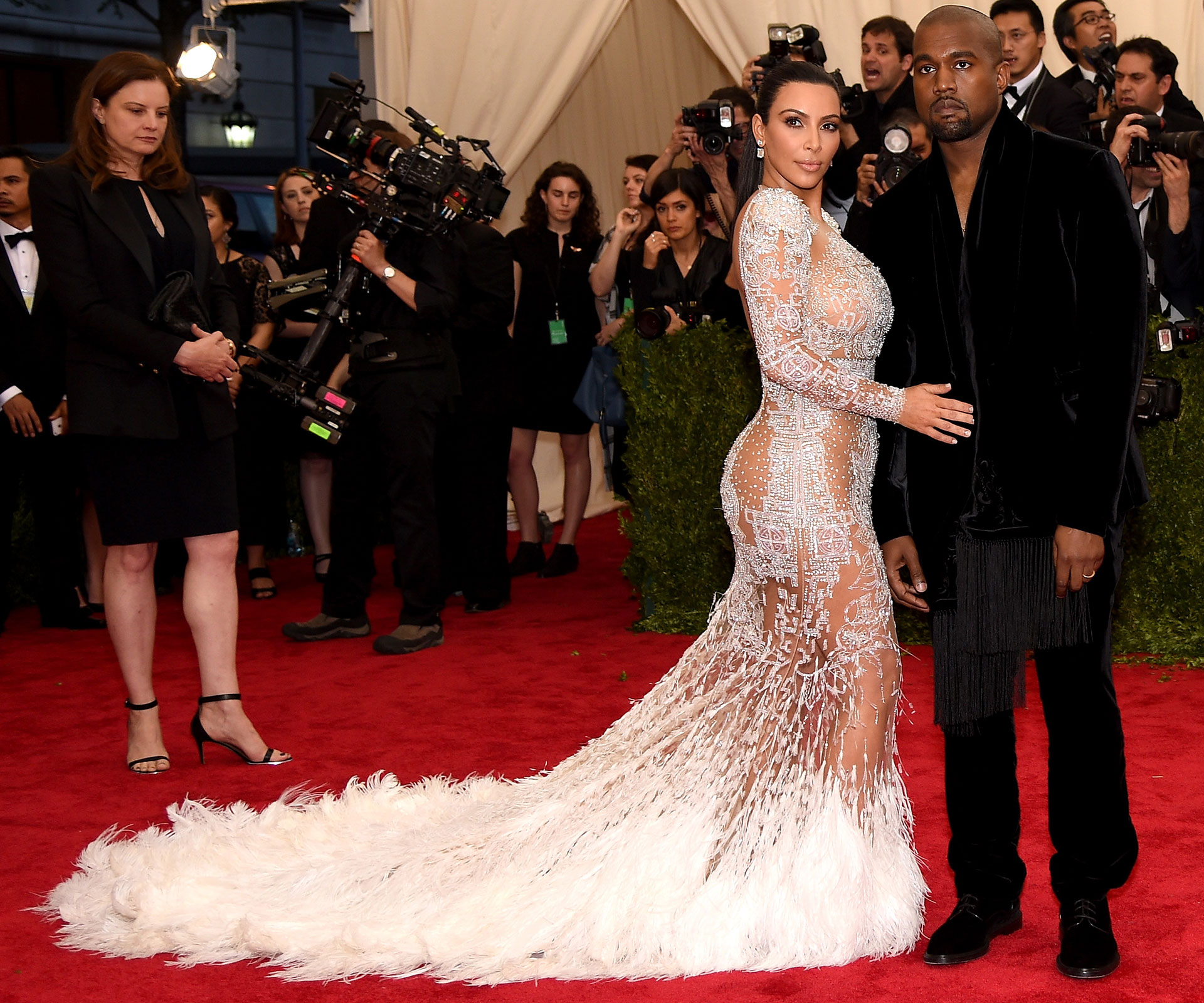 Fashion’s night of nights: Stars get frocked up for the 2015 Met Gala