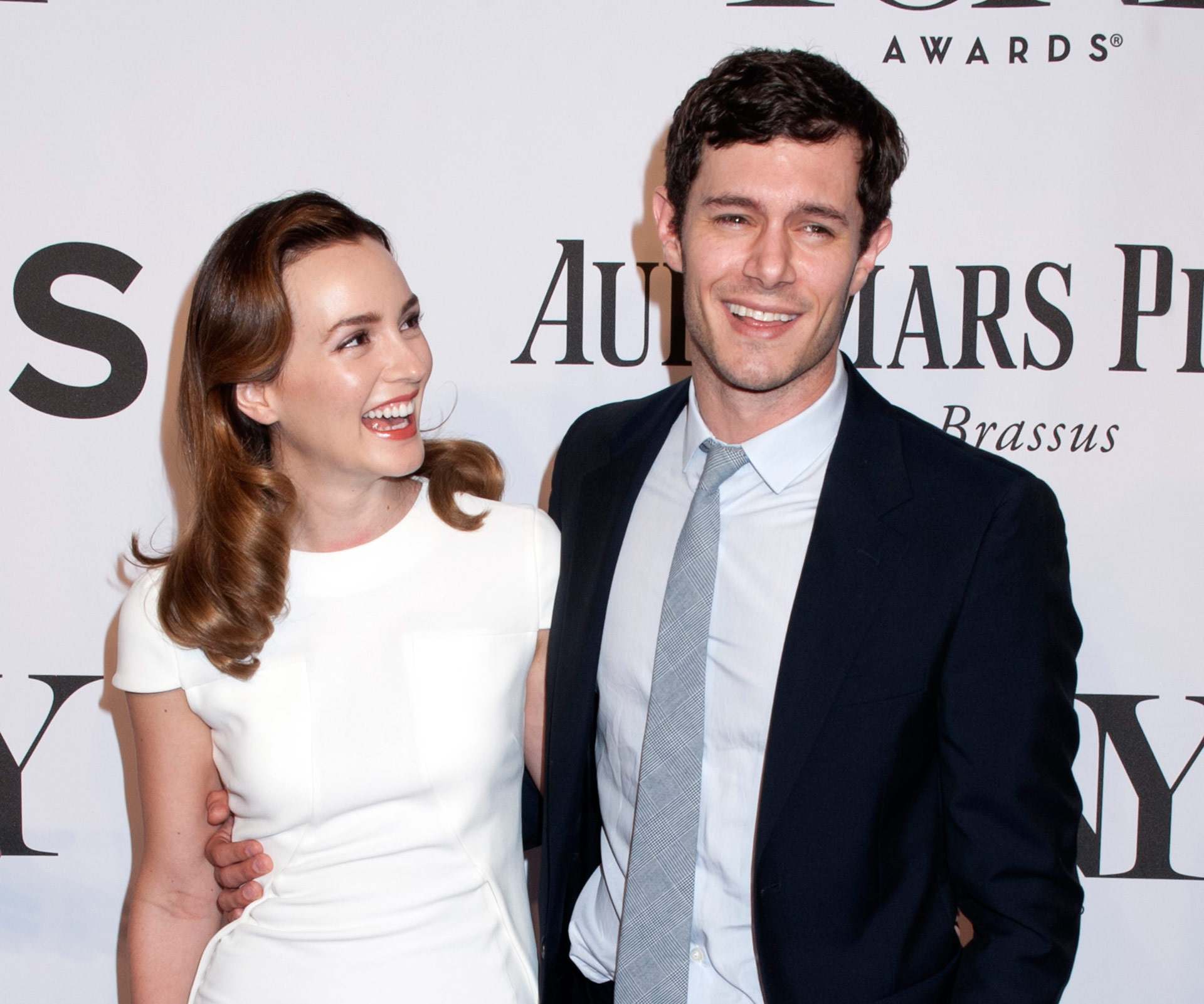 Adam Brody and Leighton Meester 