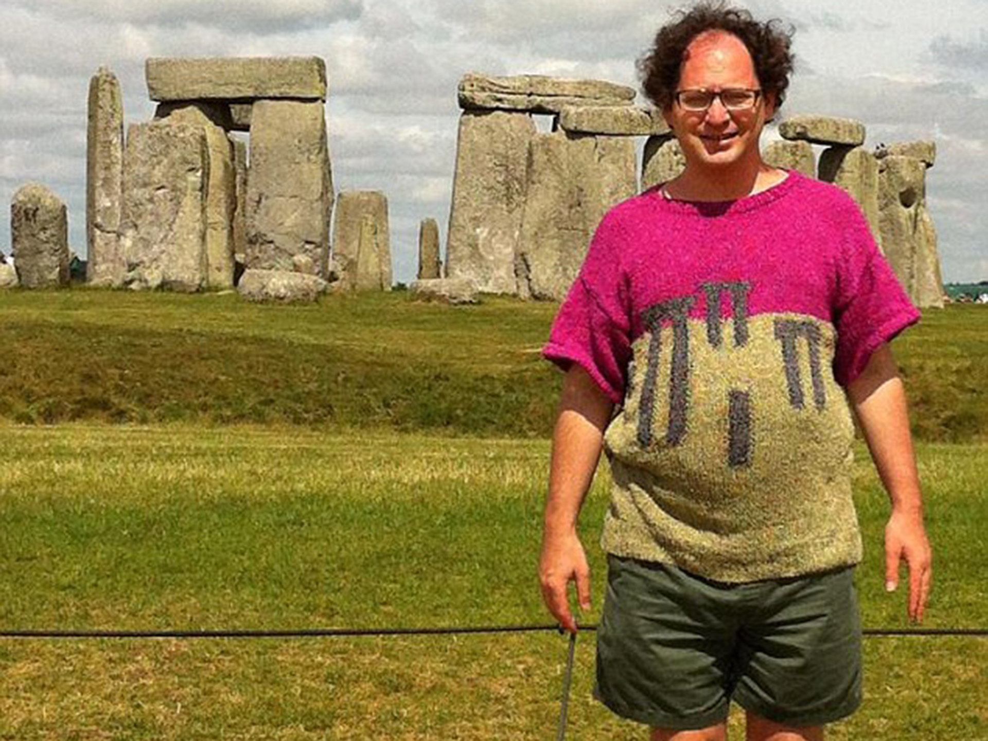 Man knits jumpers of the destinations he travels to