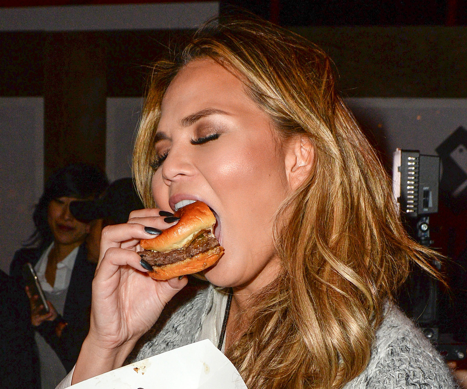 EXPLAINED: the reason we crave cheeseburgers after a big night