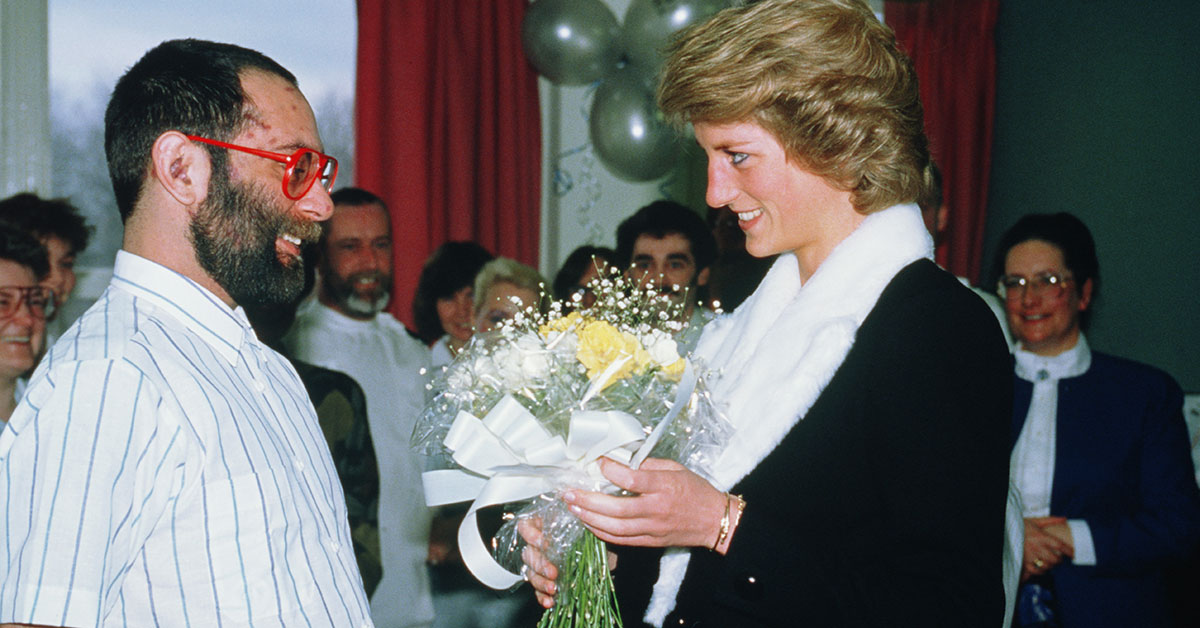 Prince Harry's low key visit to HIV hospital where Princess Diana once ...