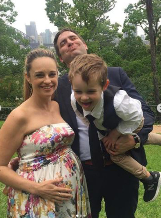 Actress Penny McNamee's cutest baby bump moments