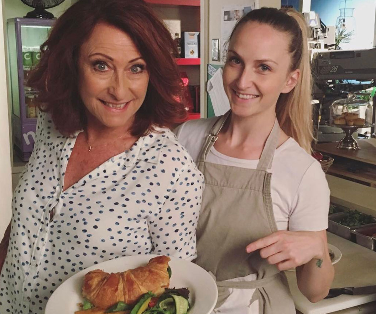 Strewth! Lynne McGranger’s daughter looks JUST like her… and she’s even starred on Home And Away before